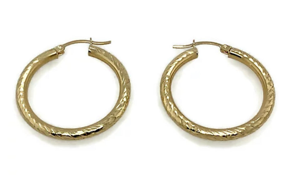 Stunner Hoops : 10k Gold Diamond Cut Hoop Earrings